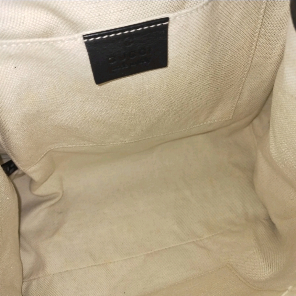 GUCCI (LNC) PEARL PEONY CHAIN BACKPACK - Picture 10 of 16